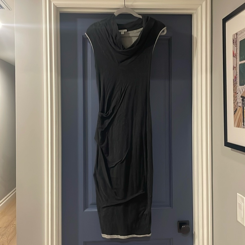James Perse t shirt material midi dress